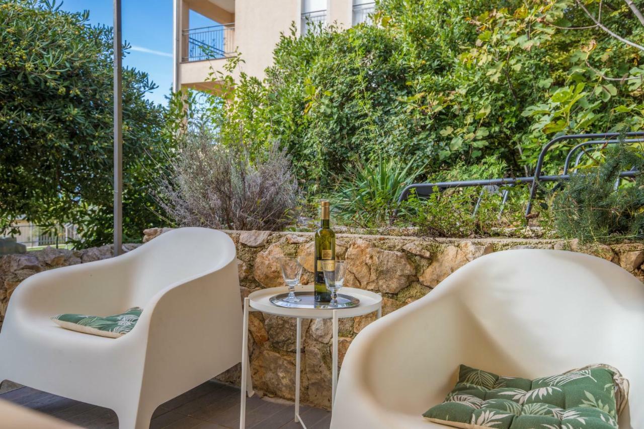 קריקווניצה Apartments Maris מראה חיצוני תמונה